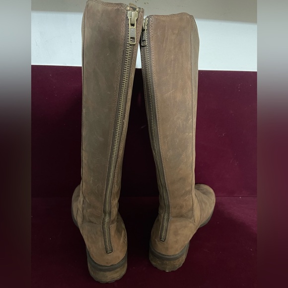 UGG “Seldon” Knee high Riding boots chunky boots. One time use. Sz. 11. - Picture 3 of 11